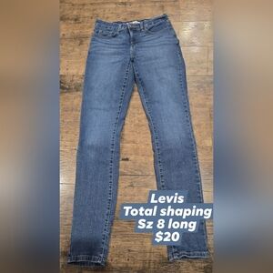 Levis womens jeans sz 8 long